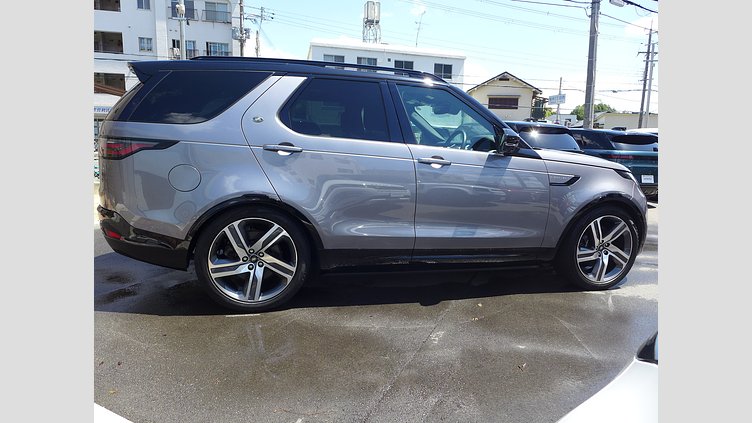 2024 認定中古車 Land Rover Discovery アイガーグレイ D300マイルドハイブリッド（ディーゼル） スタンダードホイールベース Metropolitan Edition