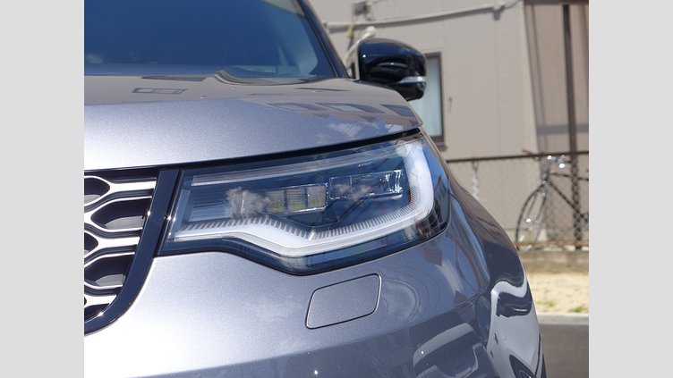 2024 認定中古車 Land Rover Discovery アイガーグレイ D300マイルドハイブリッド（ディーゼル） スタンダードホイールベース Metropolitan Edition
