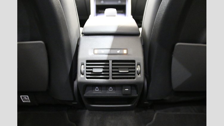 2025 認定中古車 Land Rover Discovery Sport フジホワイト プラグインハイブリッド（ガソリン） Dynamic HSE