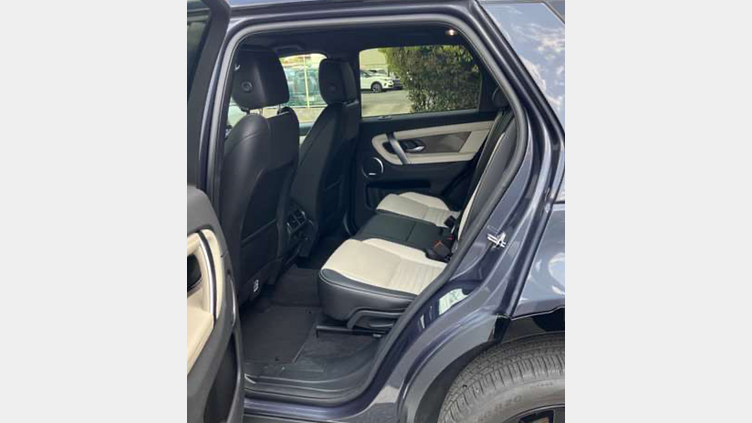 2023 認定中古車 Land Rover Discovery Sport ヴァレジネブルー D200マイルドハイブリッド（ディーゼル） 標準ホイール DYNAMIC SE