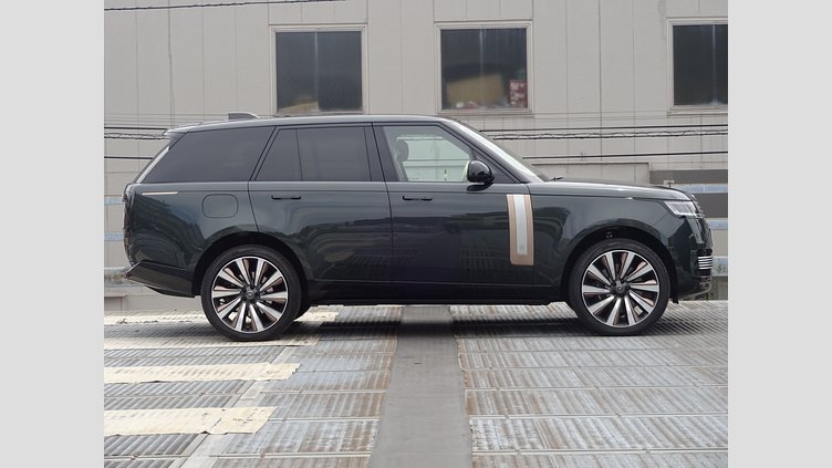 2023 認定中古車 Land Rover Range Rover ベルグレイヴィアグリーン P530 AWD（AT） スタンダードホイールベース SV