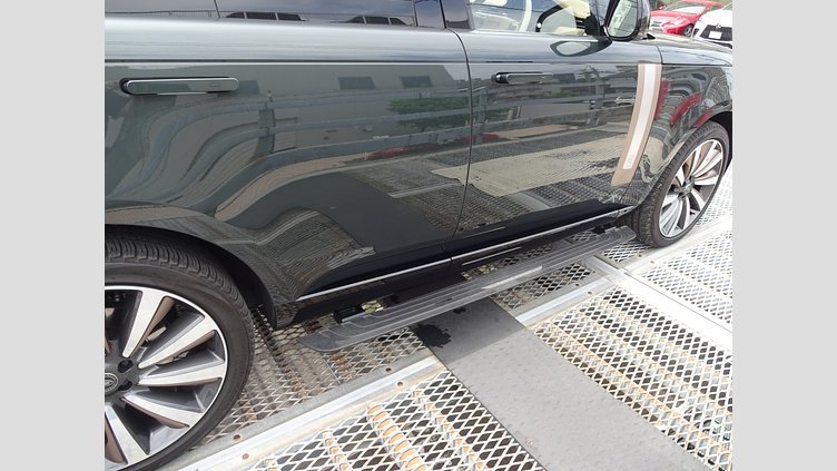 2023 認定中古車 Land Rover Range Rover ベルグレイヴィアグリーン P530 AWD（AT） スタンダードホイールベース SV