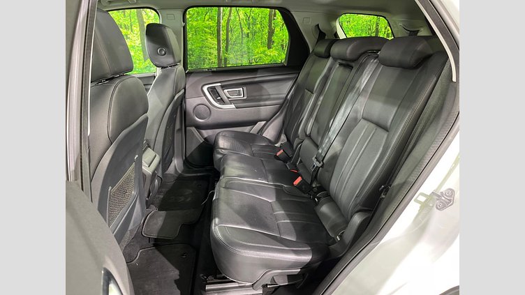 2017 認定中古車 Land Rover Discovery Sport Fuji White 2.0 litre Si4 Petrol HSE