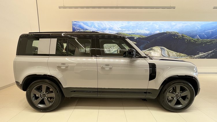 2026 新車 Land Rover Defender 110 (1CN) Borasco Grey 布拉斯卡灰 D350  輕油電混合 X-Dynamic HSE