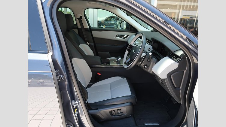 2024 認定中古車 Land Rover Range Rover Velar ヴァレジネブルー P250ガソリン スタンダードホイールベース Dynamic SE