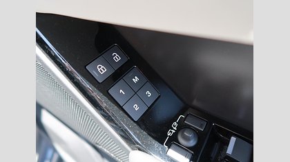 Range Rover Velar 31