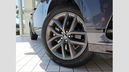 Range Rover Velar 8