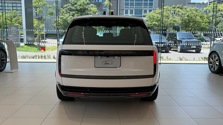 2025 新車 Land Rover Range Rover (1EJ) Ostuni Pearl White 珍珠白 P400 汽油 (輕油電混合) 標準軸距 SE