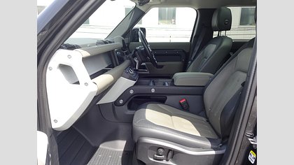 Defender 110 1