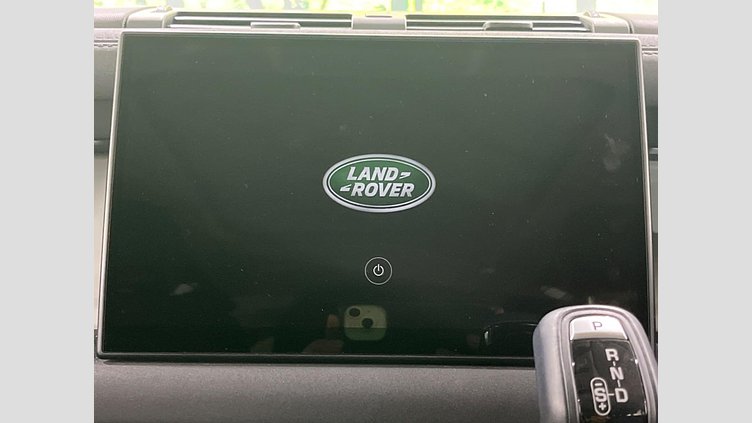 2022 認定中古車 Land Rover Defender 110 サントリーニブラック D300 AWD（AT） S