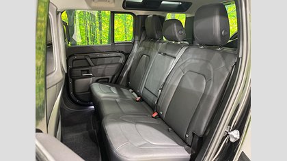 Defender 110 14