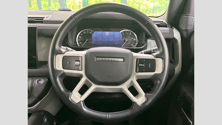 2022 認定中古車 Land Rover Defender 110 サントリーニブラック D300 AWD（AT） S