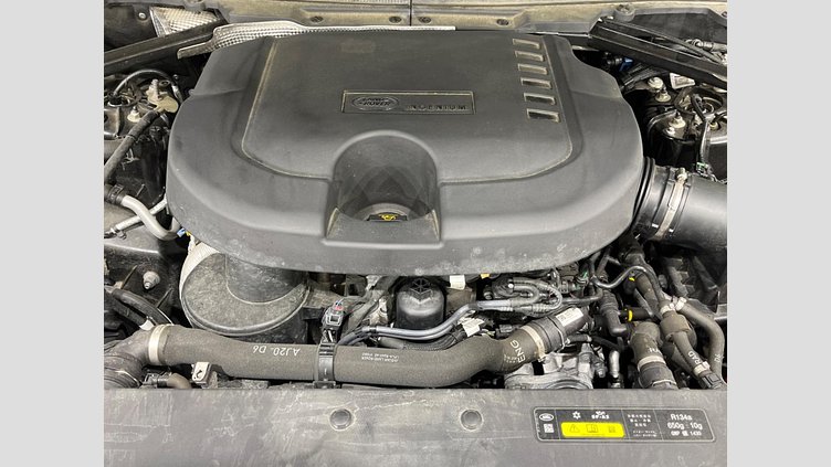 2022 認定中古車 Land Rover Defender 110 サントリーニブラック D300 AWD（AT） S