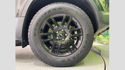 Defender 110 34