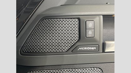 Defender 110 28