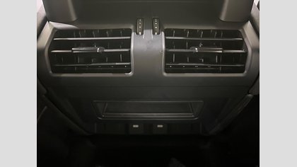 Defender 110 29