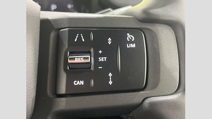 Defender 110 42