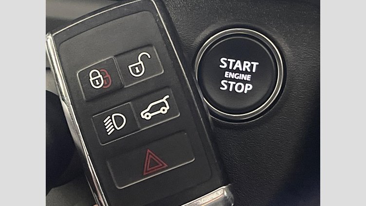 2023 認定中古車 Land Rover Defender 110 サントリーニブラック D300 AWD（AT） X-DYNAMIC SE
