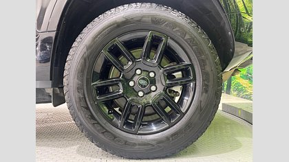 Defender 110 9