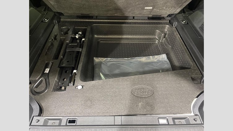 2025 認定中古車 Land Rover Defender 110 サントリーニブラック D350 ディーゼルマイルドハイブリッド S