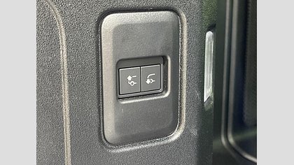 Defender 110 24