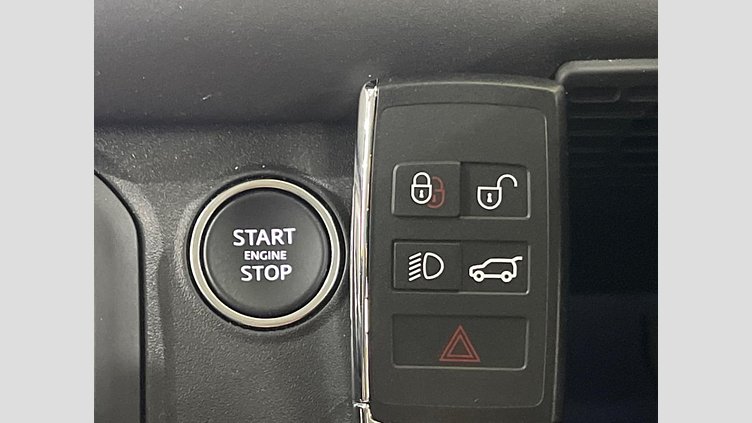 2025 認定中古車 Land Rover Defender 110 サントリーニブラック D350 ディーゼルマイルドハイブリッド S