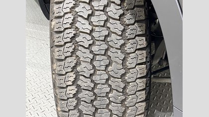 Defender 110 28
