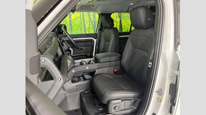 Defender 110 14
