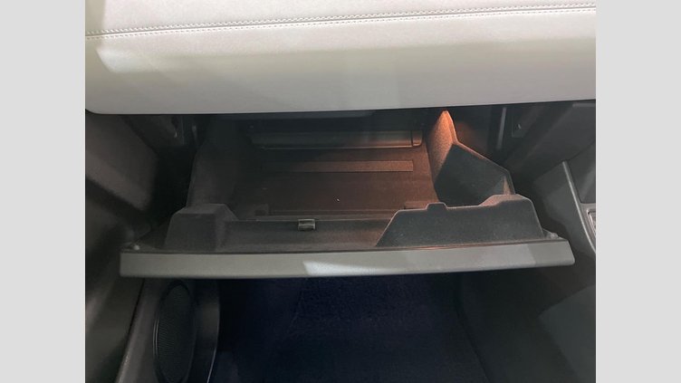 2020 認定中古車 Land Rover Range Rover Evoque フジホワイト D180 SE