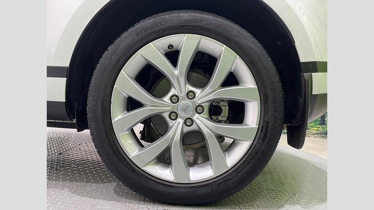 2020 認定中古車 Land Rover Range Rover Evoque フジホワイト D180 SE