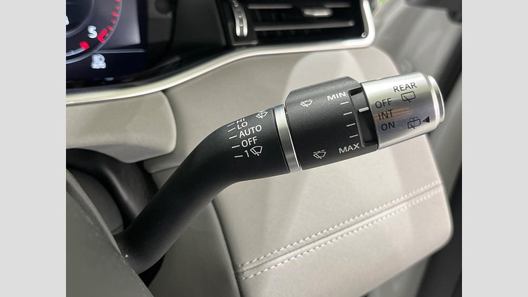 2020 認定中古車 Land Rover Range Rover Evoque フジホワイト D180 SE