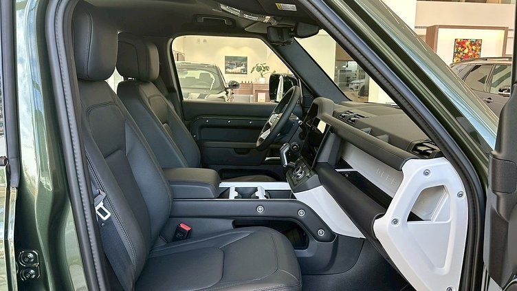 2026 新車 Land Rover Defender 110 Woolstone Green D350  X-Dynamic HSE