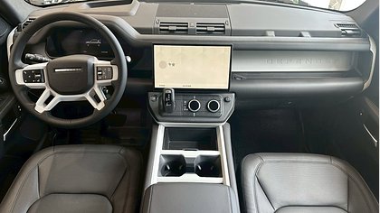 Defender 110 4
