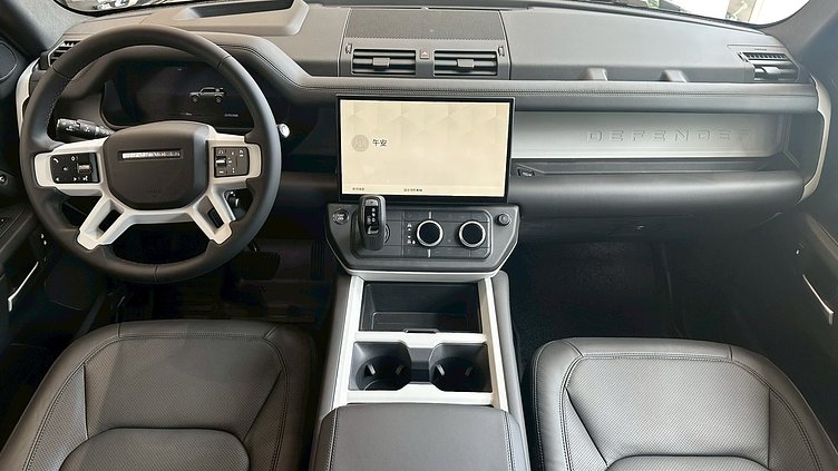 2026 新車 Land Rover Defender 110 Woolstone Green D350  X-Dynamic HSE