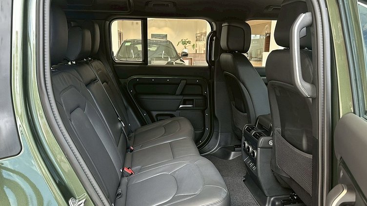 2026 新車 Land Rover Defender 110 Woolstone Green D350  X-Dynamic HSE