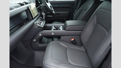 Defender 110 2