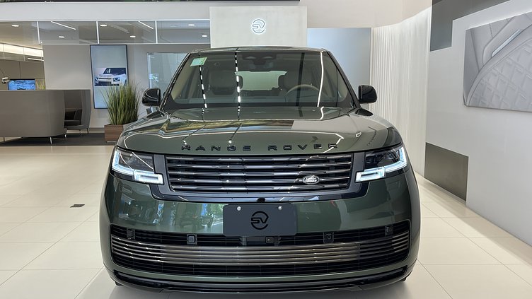 2025 新車 Land Rover Range Rover Sample Green in Gloss finish P615 汽油 (輕油電混合) 長軸距 SV