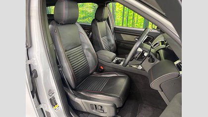 Discovery Sport 17