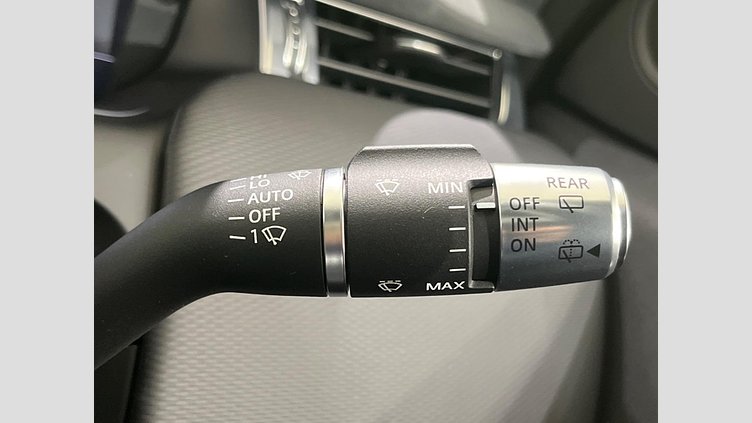 2020 認定中古車 Land Rover Discovery Sport ユーロンホワイト P250 AWD（オートマチック）  R-DYNAMIC S