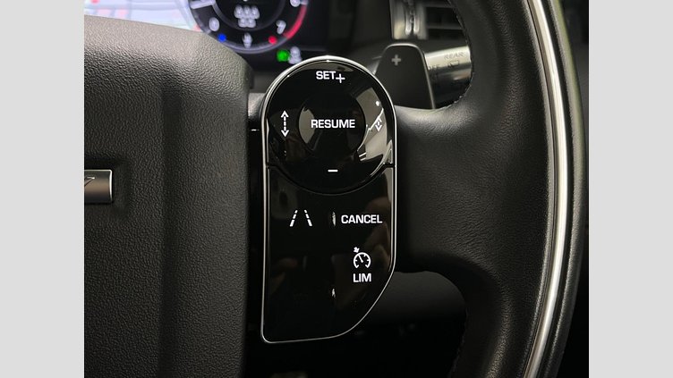 2020 認定中古車 Land Rover Discovery Sport ユーロンホワイト P250 AWD（オートマチック）  R-DYNAMIC S