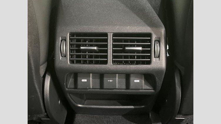 2020 認定中古車 Land Rover Discovery Sport ユーロンホワイト P250 AWD（オートマチック）  R-DYNAMIC S