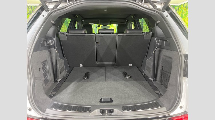 2020 認定中古車 Land Rover Discovery Sport ユーロンホワイト P250 AWD（オートマチック）  R-DYNAMIC S