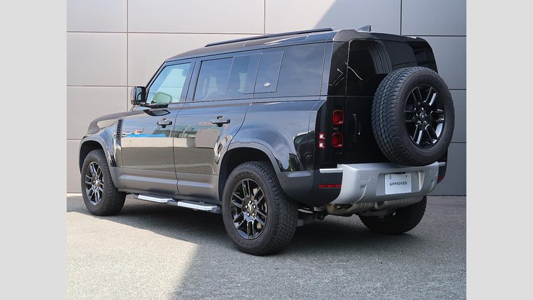 2023 認定中古車 Land Rover Defender 110 サントリーニブラック D300 AWD（AT） S