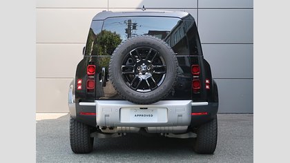 Defender 110 7