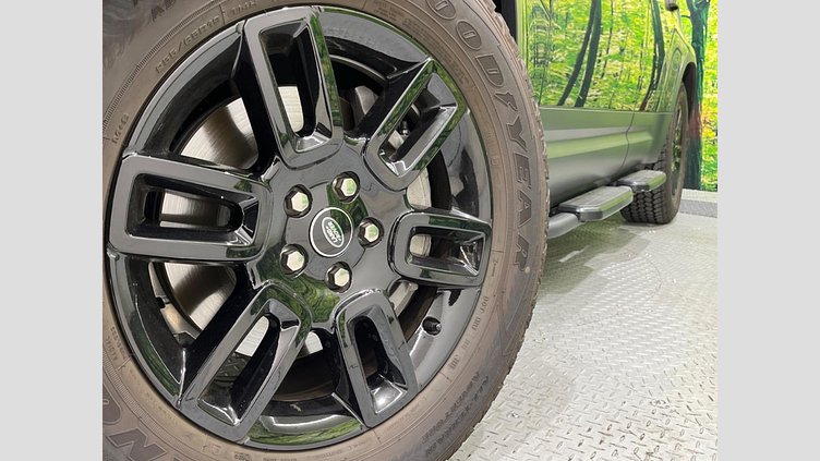 2025 認定中古車 Land Rover Defender 110 カルパチアングレイ D350 ディーゼルマイルドハイブリッド S