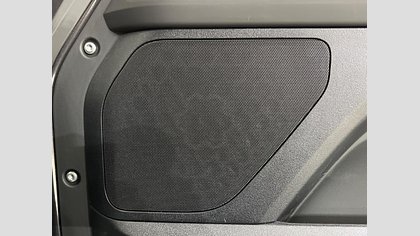 Defender 110 34