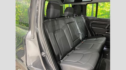 Defender 110 14