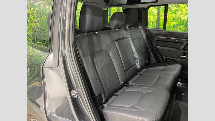 2025 認定中古車 Land Rover Defender 110 カルパチアングレイ D350 ディーゼルマイルドハイブリッド S