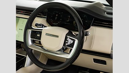 Range Rover 25