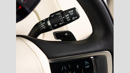 Range Rover 48
